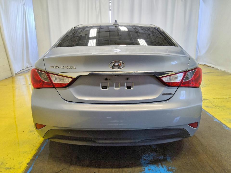 Photo 6 from auction – 2014 HYUNDAI SONATA with VIN 5NPEC4AC7EH904287