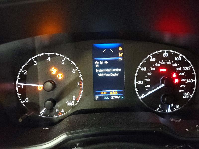 Photo 9 from auction – 2023 TOYOTA COROLLA with VIN 5YFB4MDEXPP029399