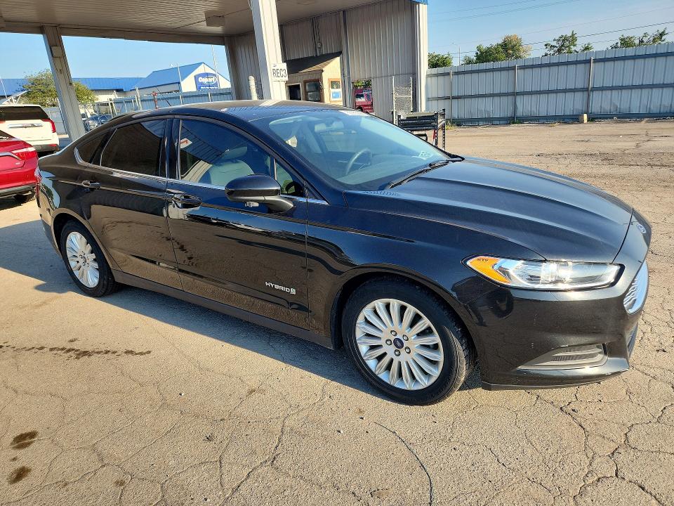 Photo 4 from auction – 2015 FORD FUSION with VIN 3FA6P0UU4FR153210