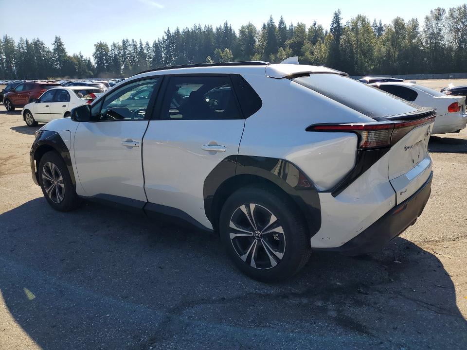 Photo 2 from auction – 2025 TOYOTA BZ4X with VIN JTMAAAAA6SA071876