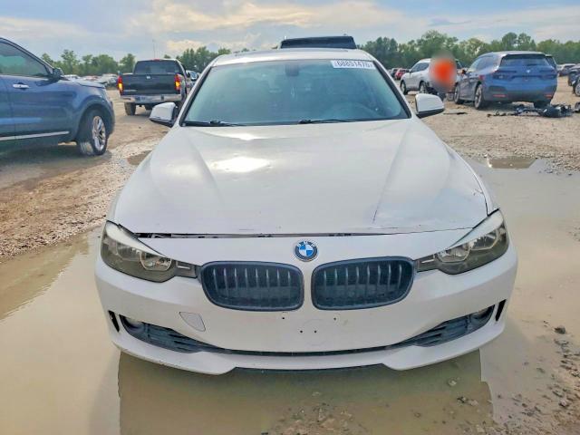 Photo 5 from auction – 2014 BMW 328 with VIN WBA3A5C57EP602002