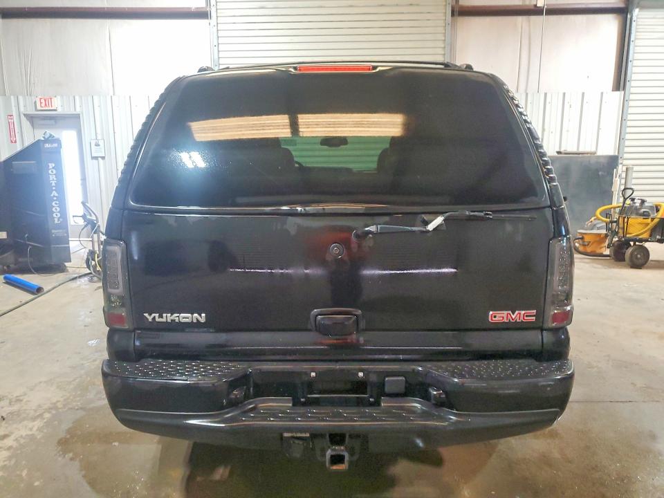 Снимка 6 от търг – 2004 GMC YUKON с VIN 1GKEK63U04J135257