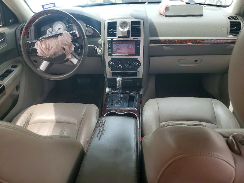 Photo 8 from auction – 2009 CHRYSLER 300C with VIN 2C3KA63T79H612871