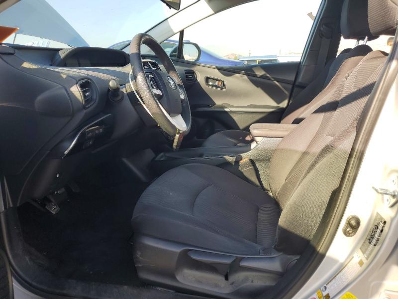 Photo 7 from auction – 2017 TOYOTA PRIUS with VIN JTDKBRFU7H3046730