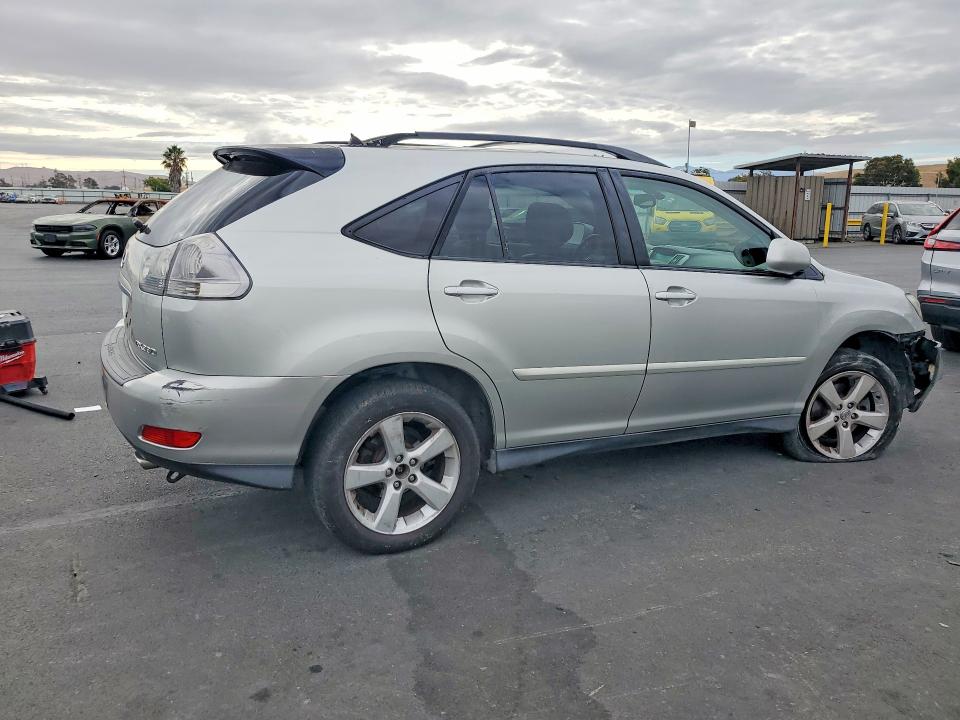 Photo 3 from auction – 2004 LEXUS RX with VIN JTJHA31U340053295