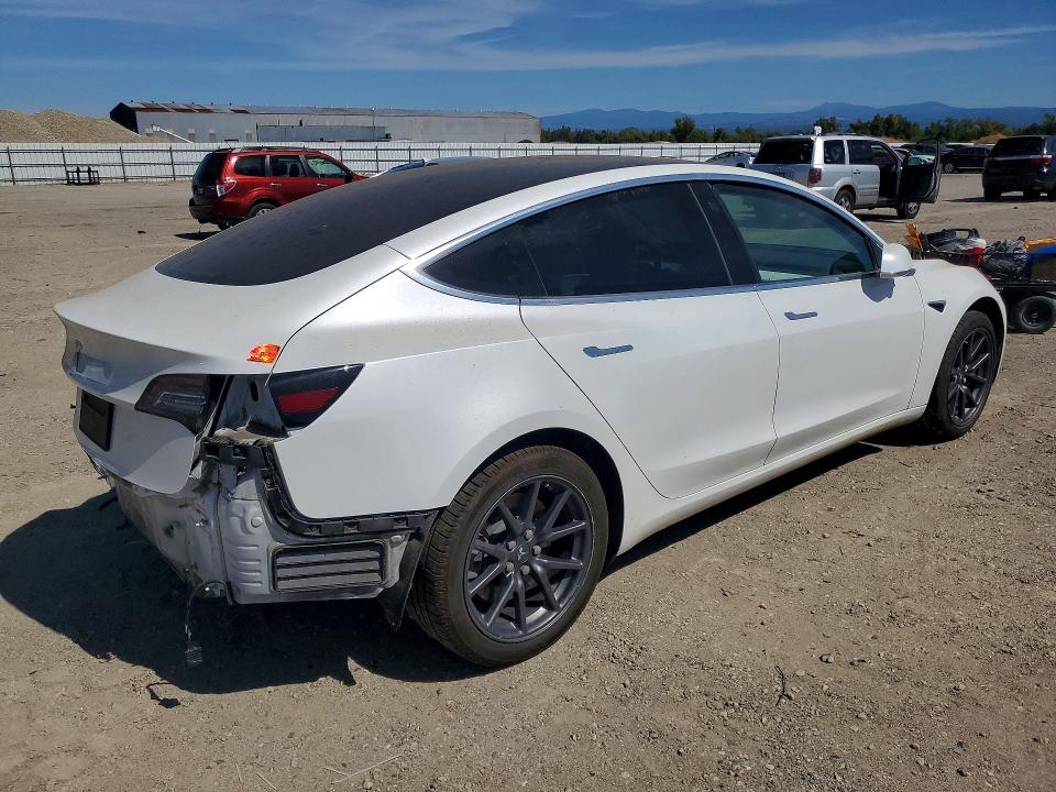 Photo 3 from auction – 2020 TESLA MODEL 3 with VIN 5YJ3E1EA2LF717950