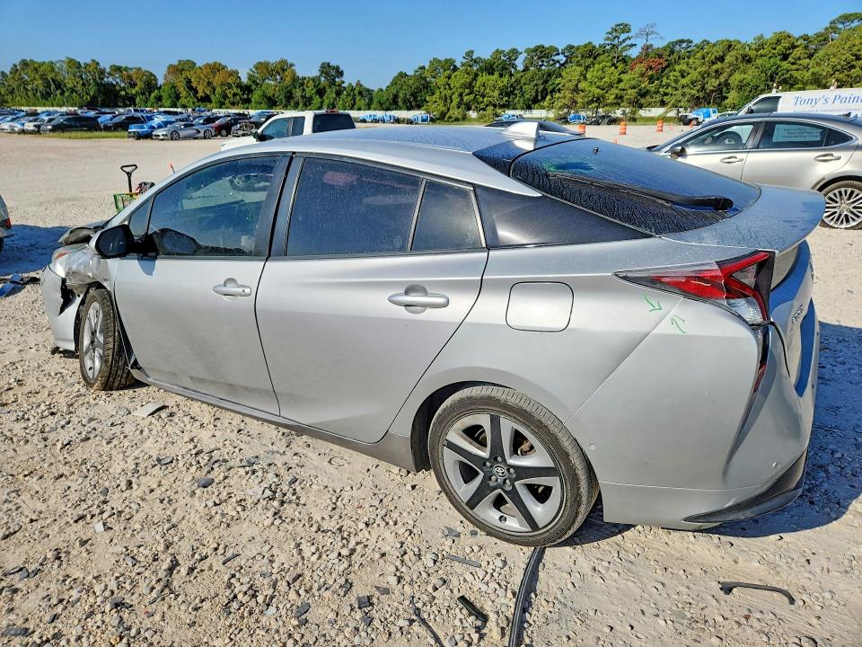 Photo 2 from auction – 2018 TOYOTA PRIUS with VIN JTDKARFU8J3545948