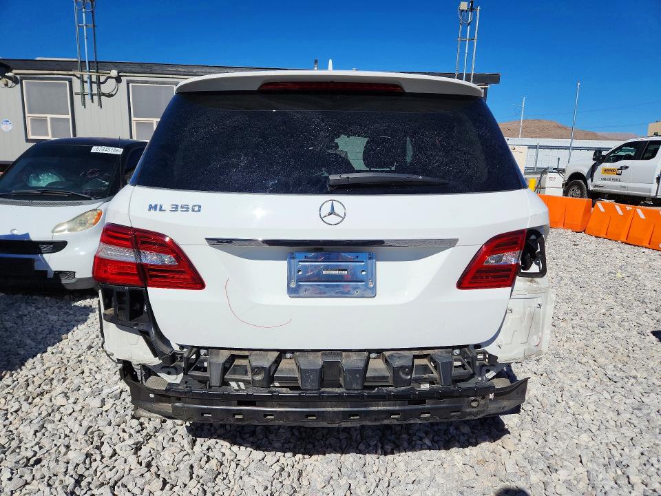 Photo 6 from auction – 2015 MERCEDES-BENZ ML with VIN 4JGDA5JB2FA557129