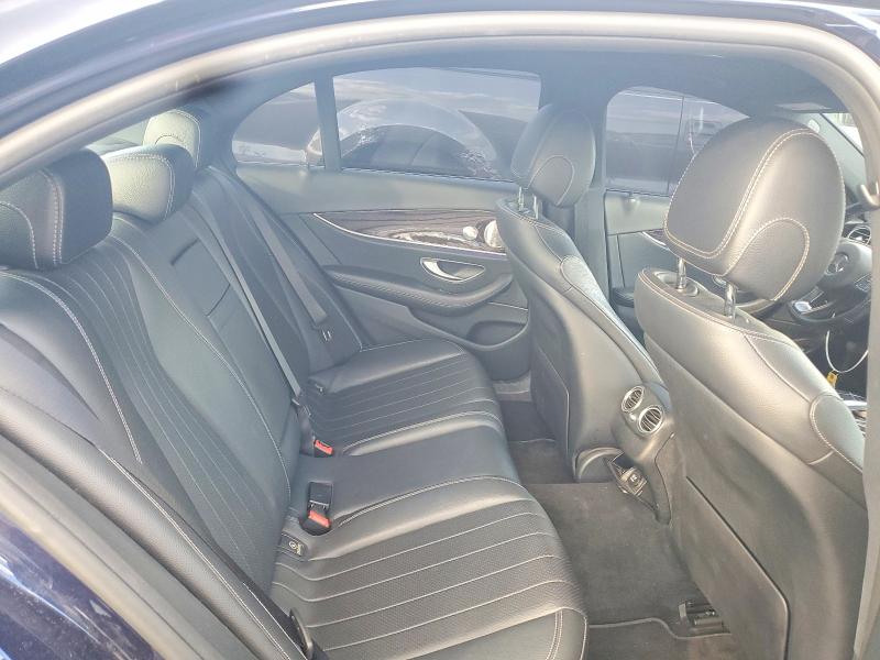 Photo 10 from auction – 2017 MERCEDES-BENZ E with VIN WDDZF4KBXHA044353