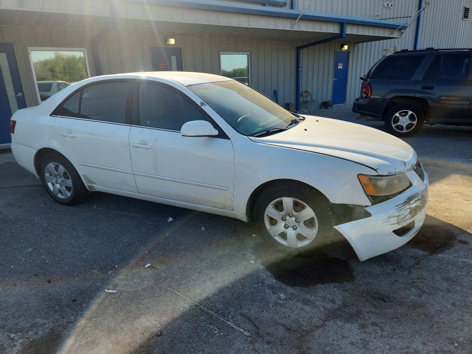 Фото 4 с аукциона – 2008 HYUNDAI SONATA с VIN 5NPET46F28H350549