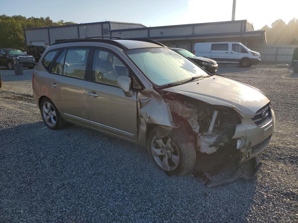 Photo 4 from auction – 2008 KIA RONDO with VIN KNAFG526X87129299