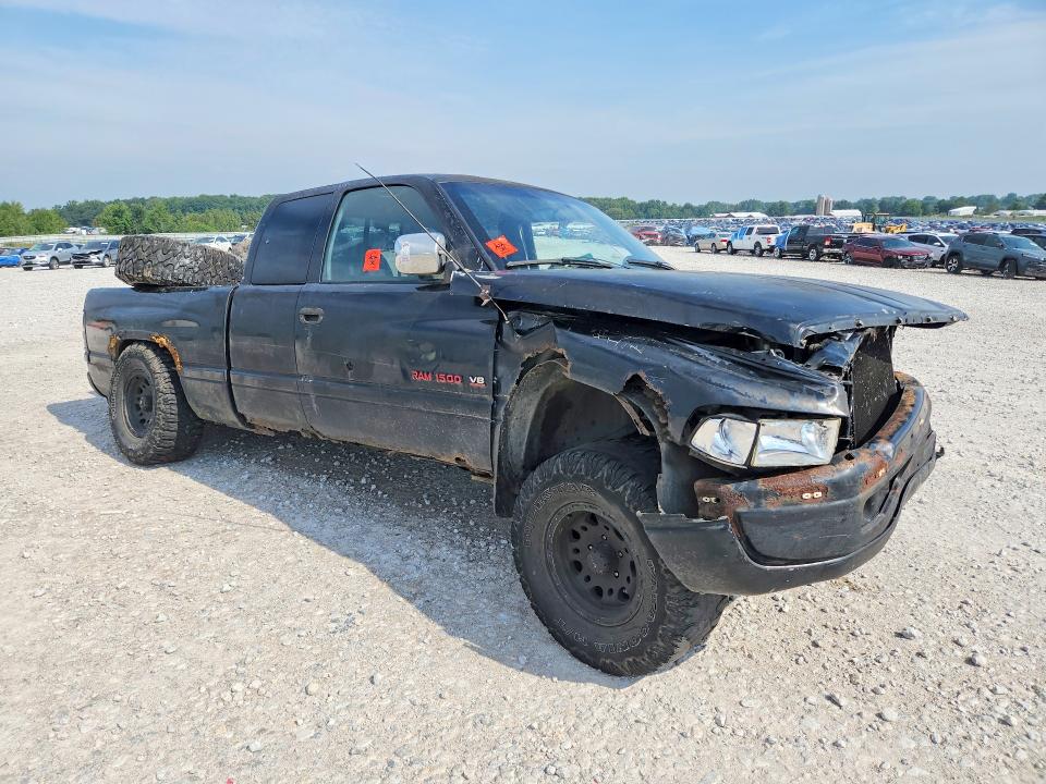 Photo 4 from auction – 1997 DODGE RAM 1500 with VIN 3B7HF13Y8VG836148