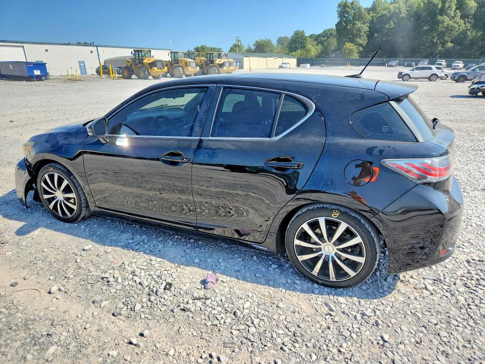 صورة رقم 2 من المزاد - 2011 LEXUS CT مع VIN JTHKD5BH0B2019764
