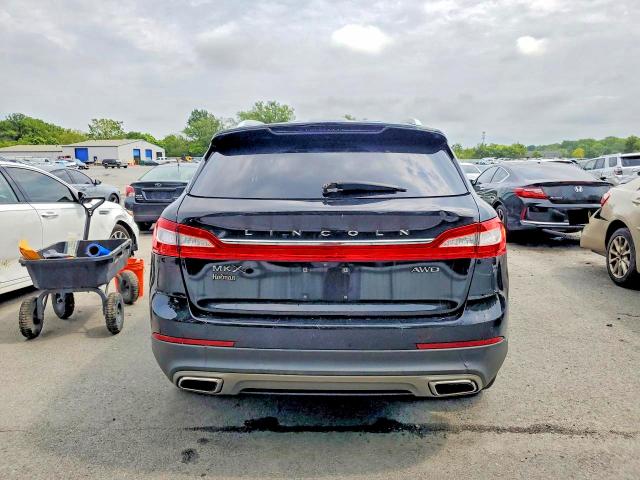 Photo 6 from auction – 2016 LINCOLN MKX with VIN 2LMTJ8KR9GBL62602