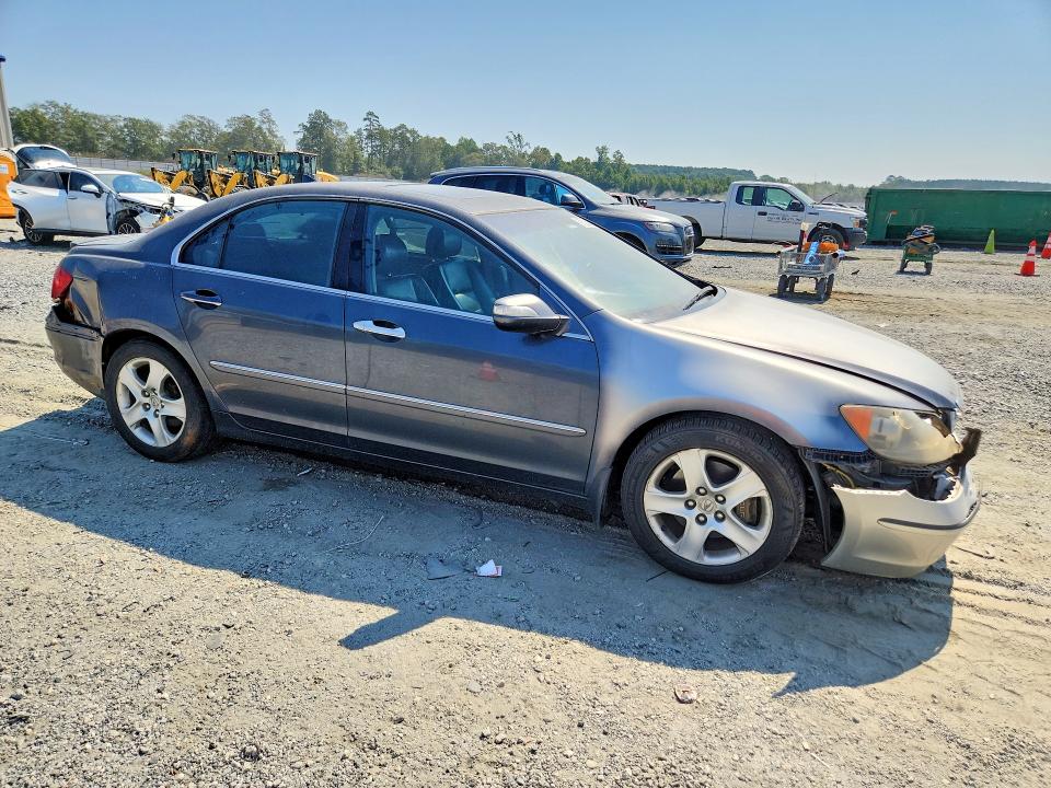 Photo 4 from auction – 2005 ACURA RL with VIN JH4KB16595C010574