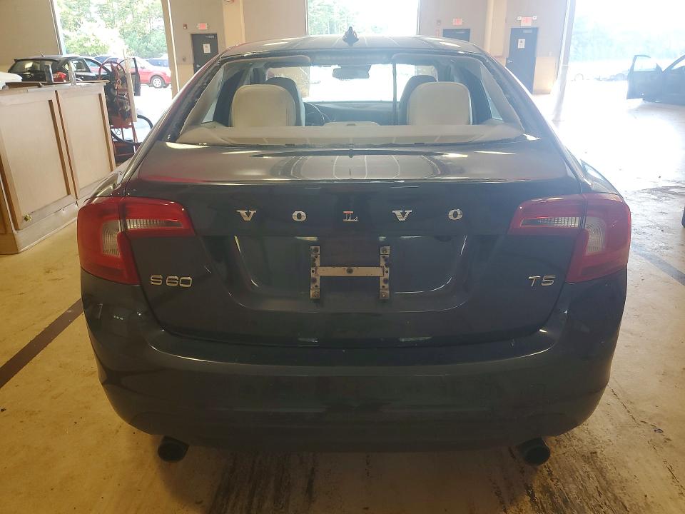 Photo 6 from auction – 2012 VOLVO S60 with VIN YV1622FS7C2109907