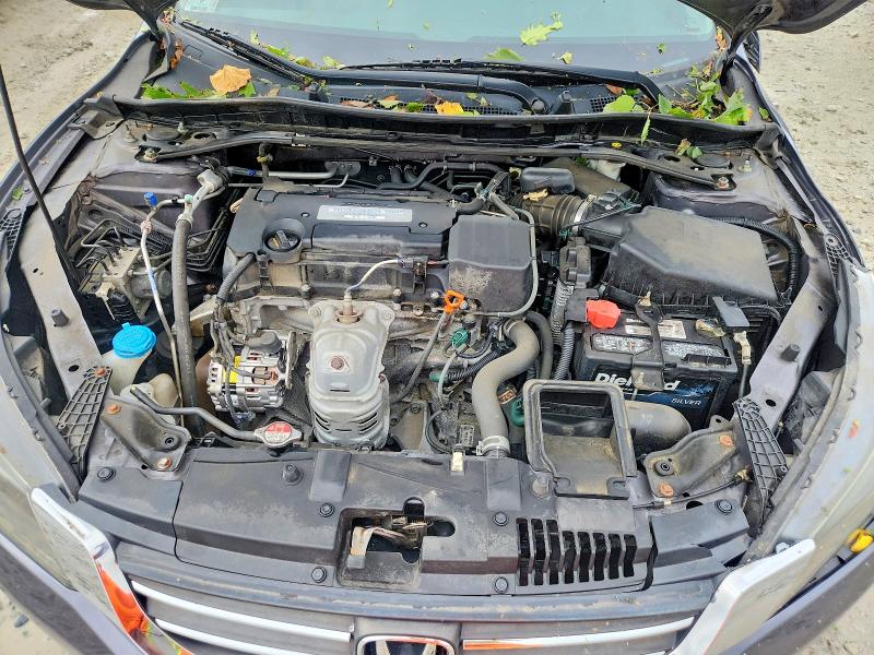 Photo 11 from auction – 2015 HONDA ACCORD with VIN 1HGCR2F73FA002882