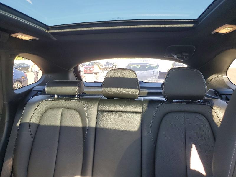 Photo 10 from auction – 2018 BMW X1 with VIN WBXHT3C32J5L27525