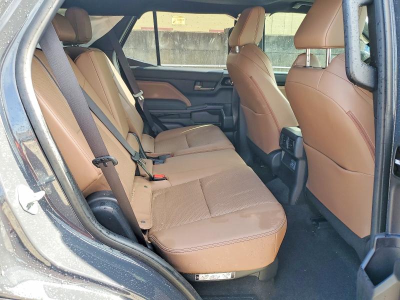 Foto 11 de la subasta – 2026 TOYOTA 4RUNNER con VIN JTEVB5BR7T5040734