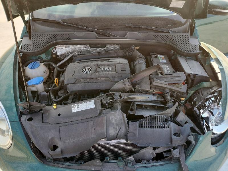 Фото 11 с аукциона – 2017 VOLKSWAGEN BEETLE с VIN 3VW517AT3HM816369