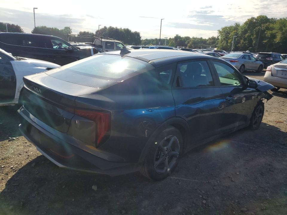 Photo 3 from auction – 2025 KIA K4 with VIN 3KPFT4DEXSE093800