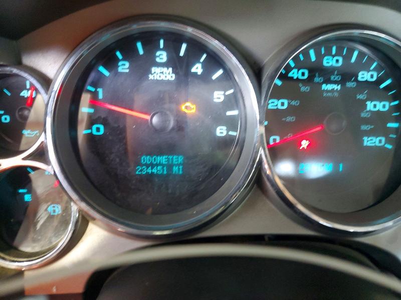 Снимка 9 от търг – 2008 CHEVROLET SILVERADO с VIN 1GCHC23K88F205402
