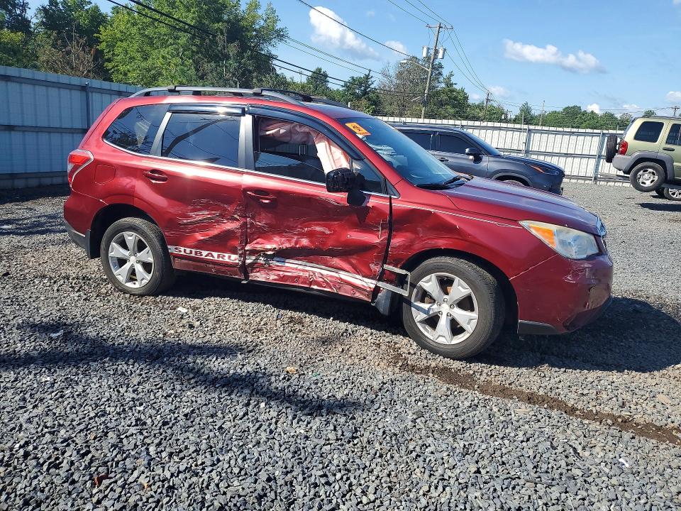 Photo 4 from auction – 2015 SUBARU FORESTER with VIN JF2SJAHC0FH547985
