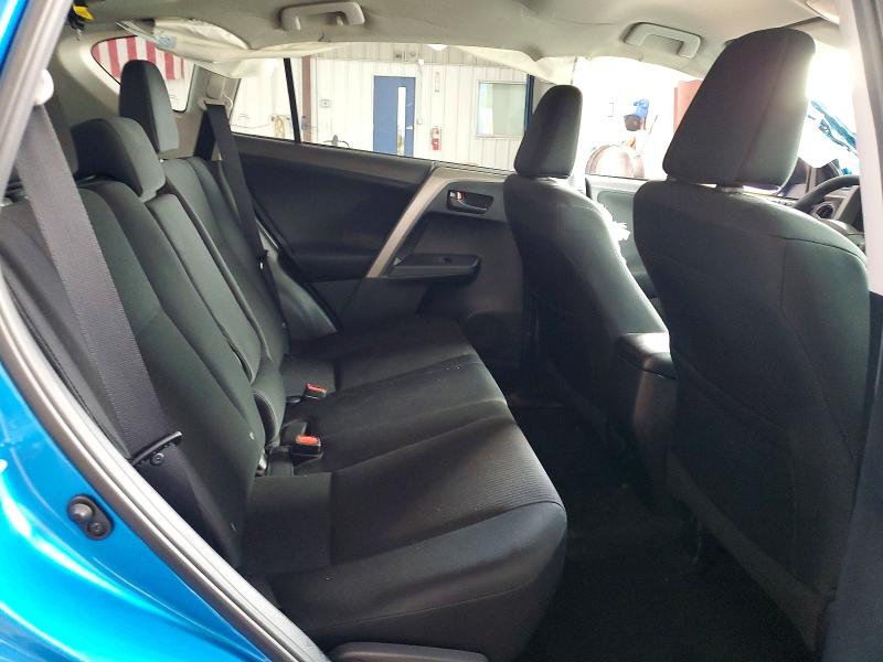 Photo 11 from auction – 2016 TOYOTA RAV4 with VIN 2T3BFREV9GW506402