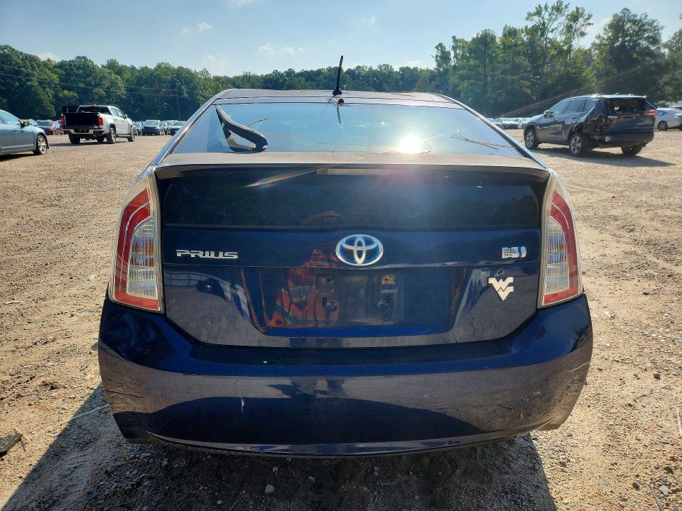 Photo 6 from auction – 2013 TOYOTA PRIUS with VIN JTDKN3DU4D1731457