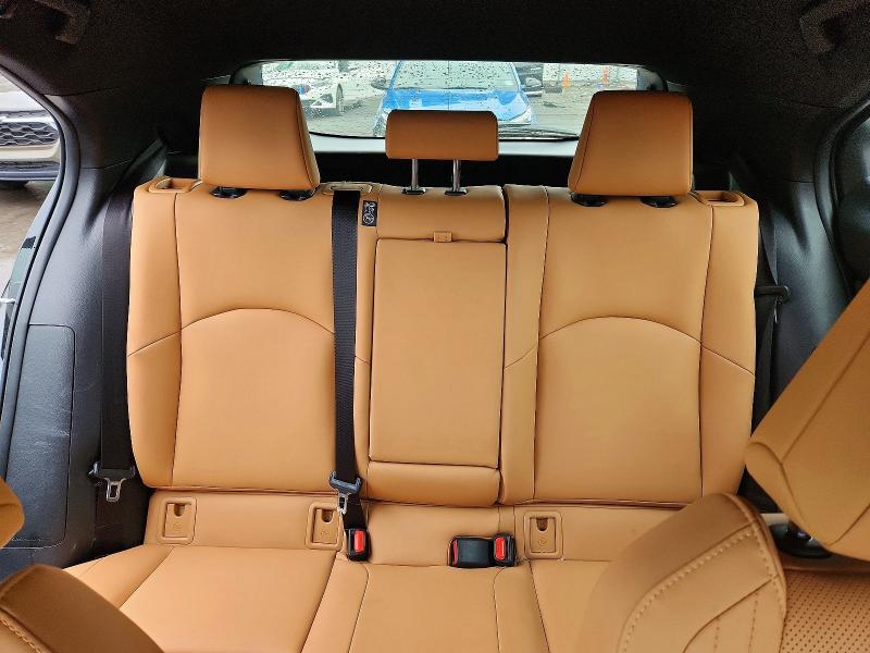صورة رقم 10 من المزاد - 2025 LEXUS UX 300H مع VIN JTHUCJDH9S2014211