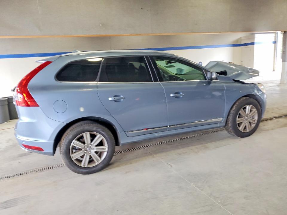Photo 3 from auction – 2017 VOLVO XC60 with VIN YV440MDU9H2202452