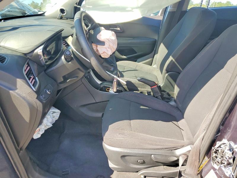 Photo 7 from auction – 2018 CHEVROLET TRAX with VIN 3GNCJKSB5JL168684