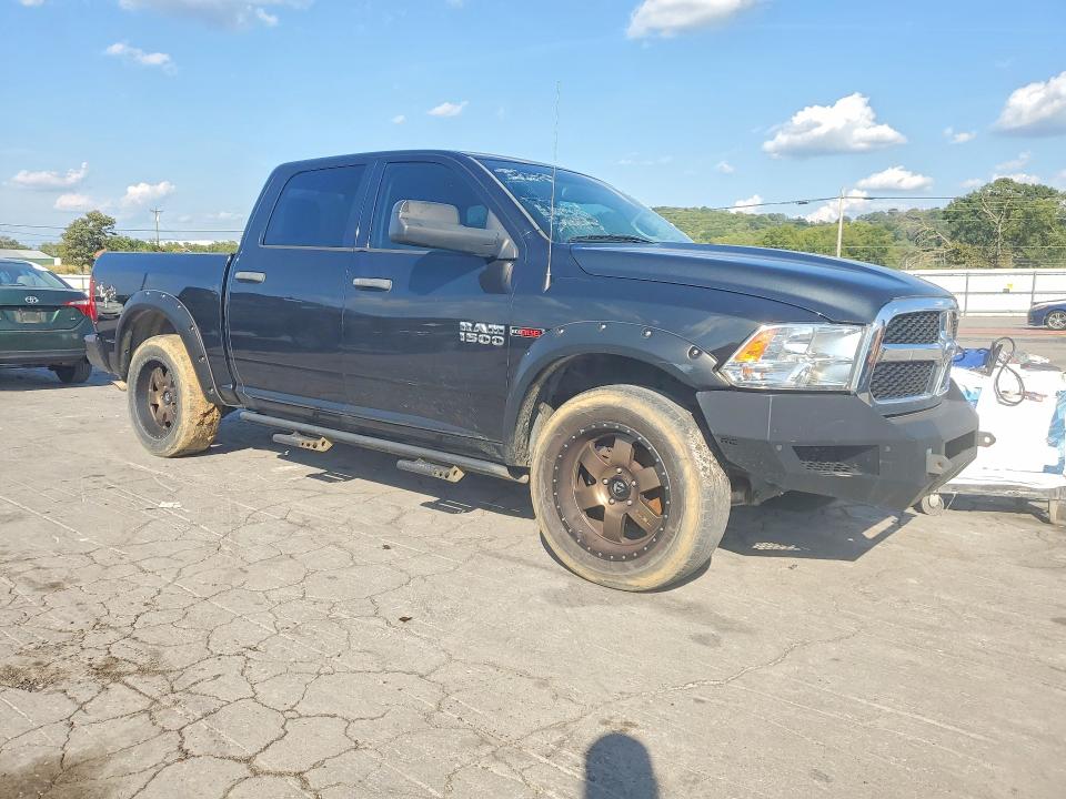 Фото 4 с аукциона – 2017 RAM 1500 с VIN 1C6RR7KMXHS864728