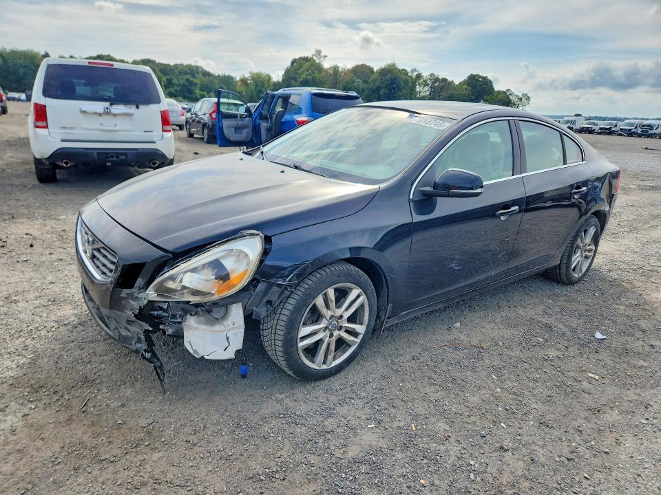 VOLVO S60 2012 with VIN YV1622FS6C2099743 - Photo from auction
