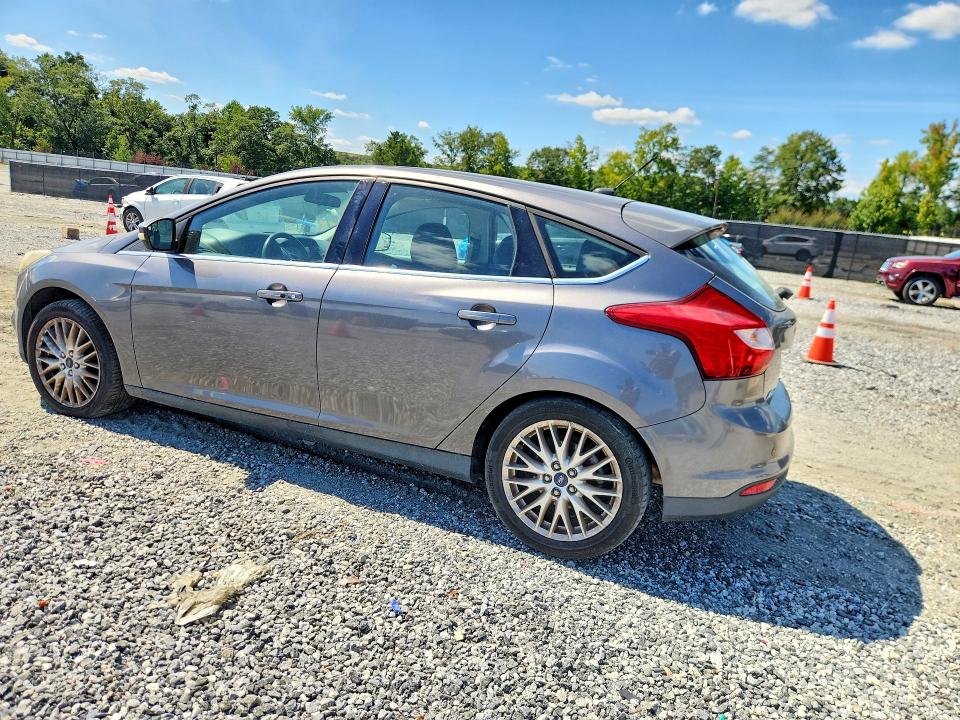 Photo 2 from auction – 2014 FORD FOCUS with VIN 1FADP3N22EL189996