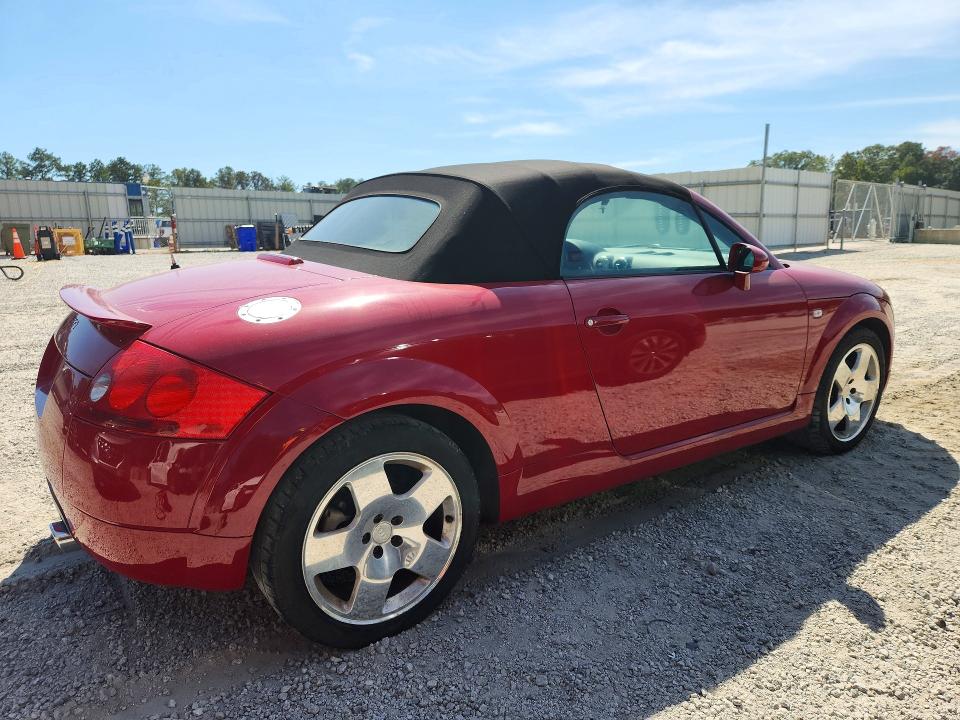 صورة رقم 3 من المزاد - 2001 AUDI TT مع VIN TRUUT28N511013820