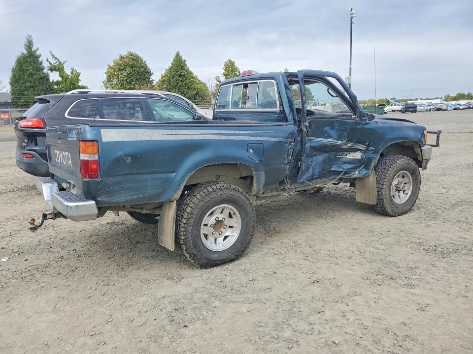 Photo 3 from auction – 1994 TOYOTA PICKUP with VIN JT4RN01P4R7065734