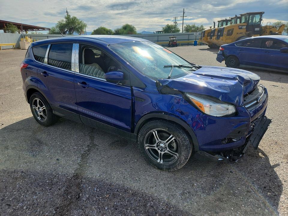 Photo 4 from auction – 2015 FORD ESCAPE with VIN 1FMCU0GX6FUA17984