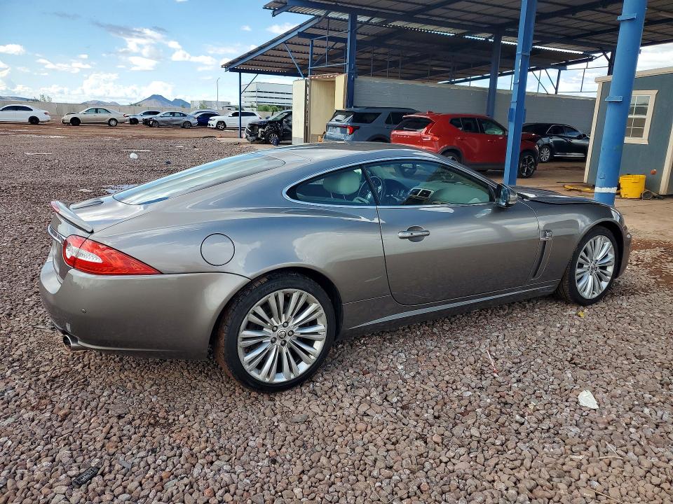 Снимка 3 от търг – 2011 JAGUAR XK с VIN SAJWA4FB5BLB42633