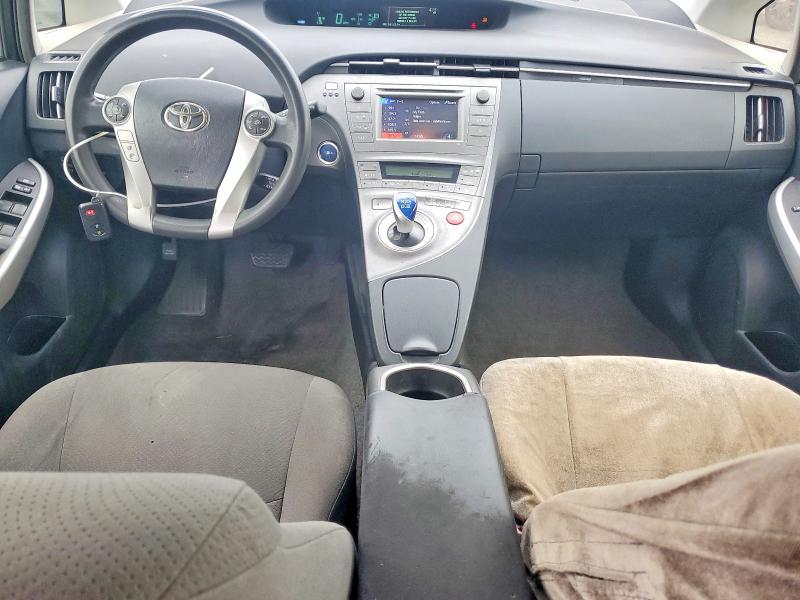 Photo 8 from auction – 2015 TOYOTA PRIUS with VIN JTDKN3DU8F0471699