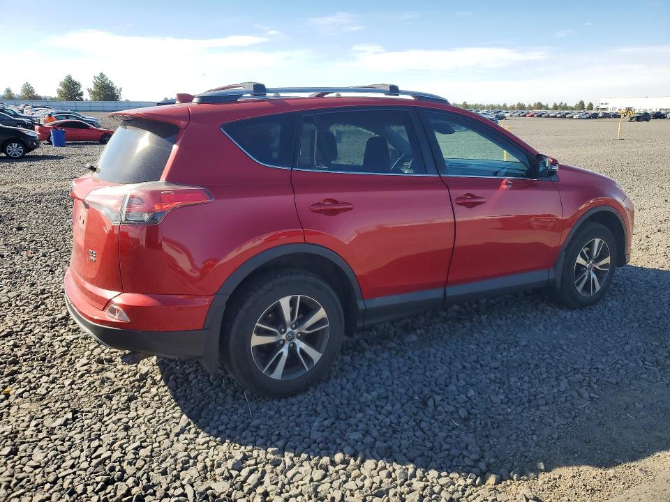 Photo 3 from auction – 2017 TOYOTA RAV4 with VIN 2T3RFREV2HW678982