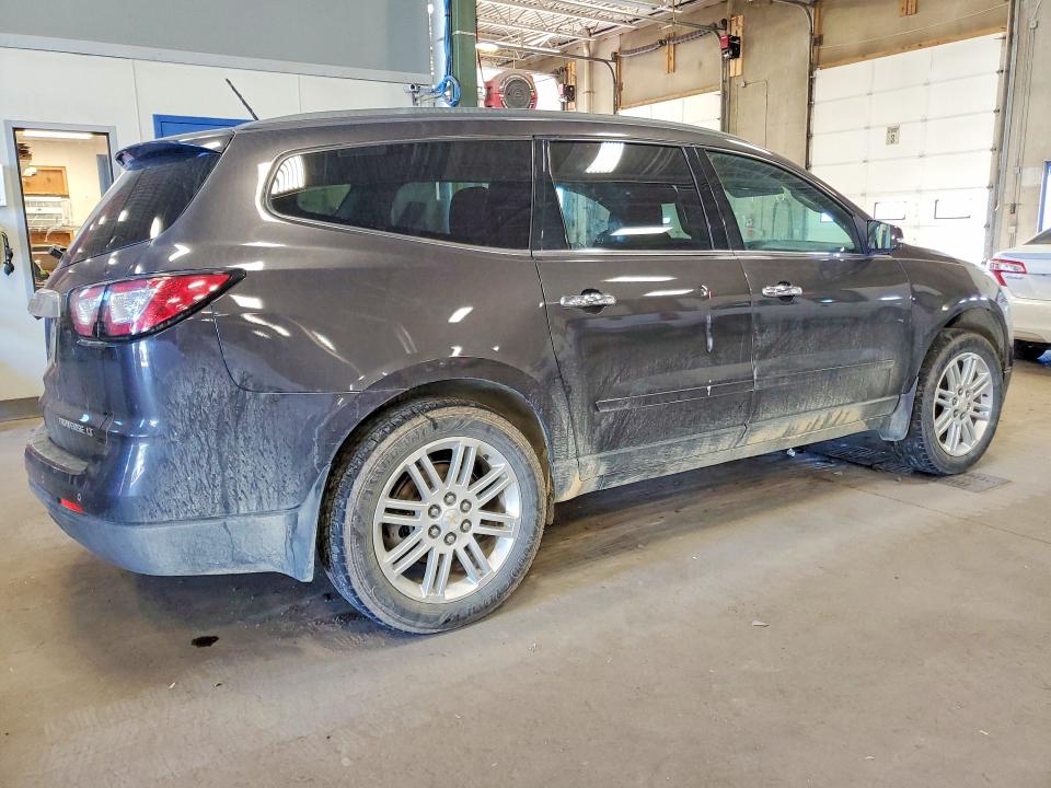 Снимка 3 от търг – 2015 CHEVROLET TRAVERSE с VIN 1GNKVGKD2FJ150480