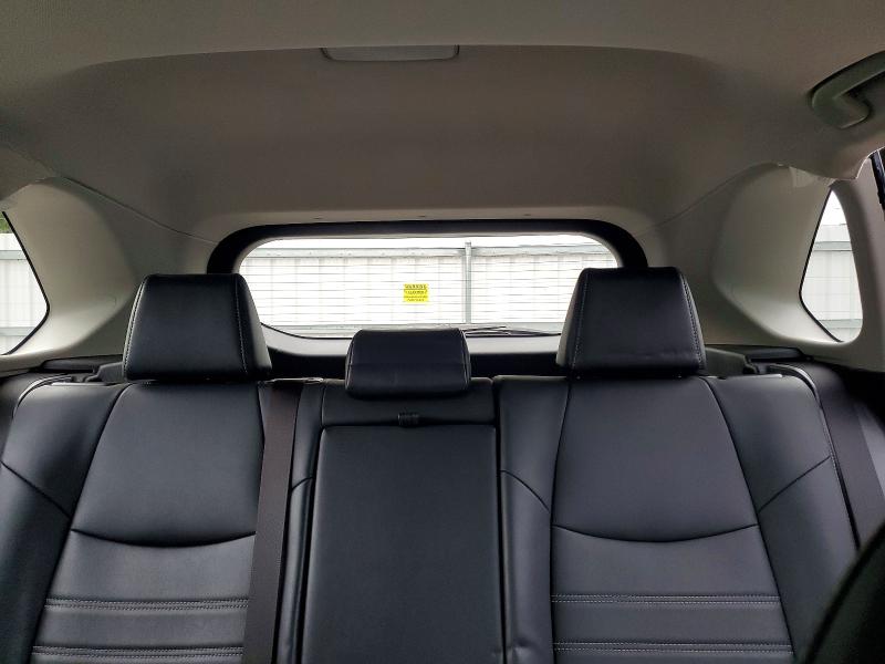 Photo 10 from auction – 2022 TOYOTA RAV4 with VIN JTMB6RFV6ND518791