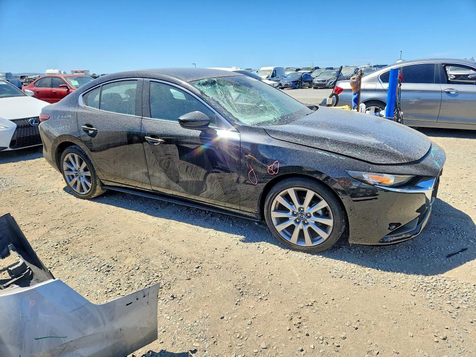Photo 4 from auction – 2021 MAZDA 3 with VIN 3MZBPABL0MM214925