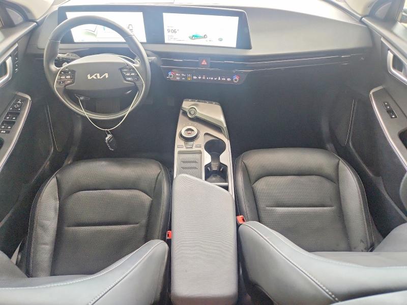 Photo 8 from auction – 2023 KIA EV6 with VIN KNDC34LA8P5609995