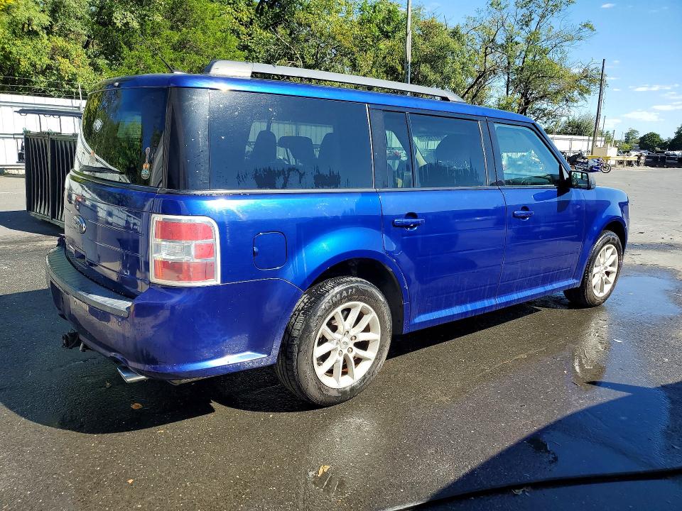 Photo 3 from auction – 2013 FORD FLEX with VIN 2FMGK5B82DBD32692