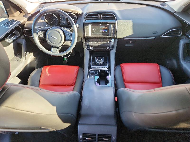 Photo 8 from auction – 2017 JAGUAR F-PACE with VIN SADCS2BV6HA056515
