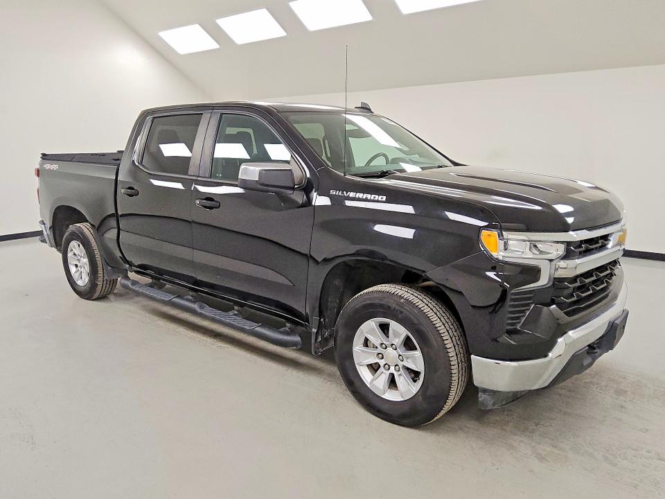 Photo 4 from auction – 2022 CHEVROLET SILVERADO with VIN 2GCUDDED9N1517995