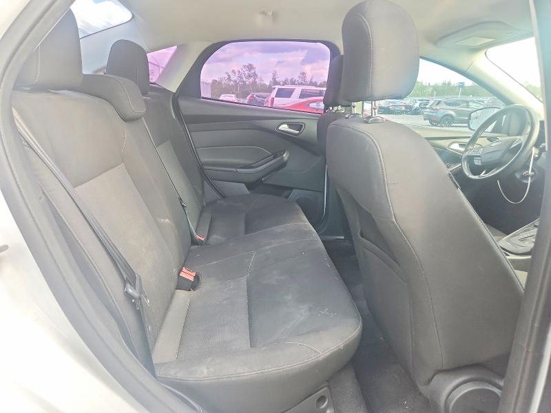 Photo 10 from auction – 2015 FORD FOCUS with VIN 1FADP3F22FL296966