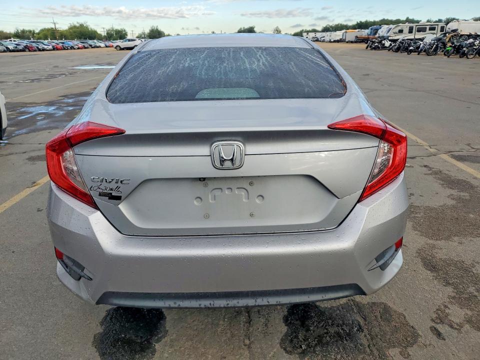 Photo 6 from auction – 2016 HONDA CIVIC with VIN 2HGFC2F76GH561182